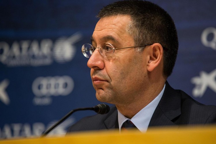 德州扑克游戏app-"上帝之手"!龙赛罗:有4个赛季冠军分差1-4分,判罚明显有利巴萨